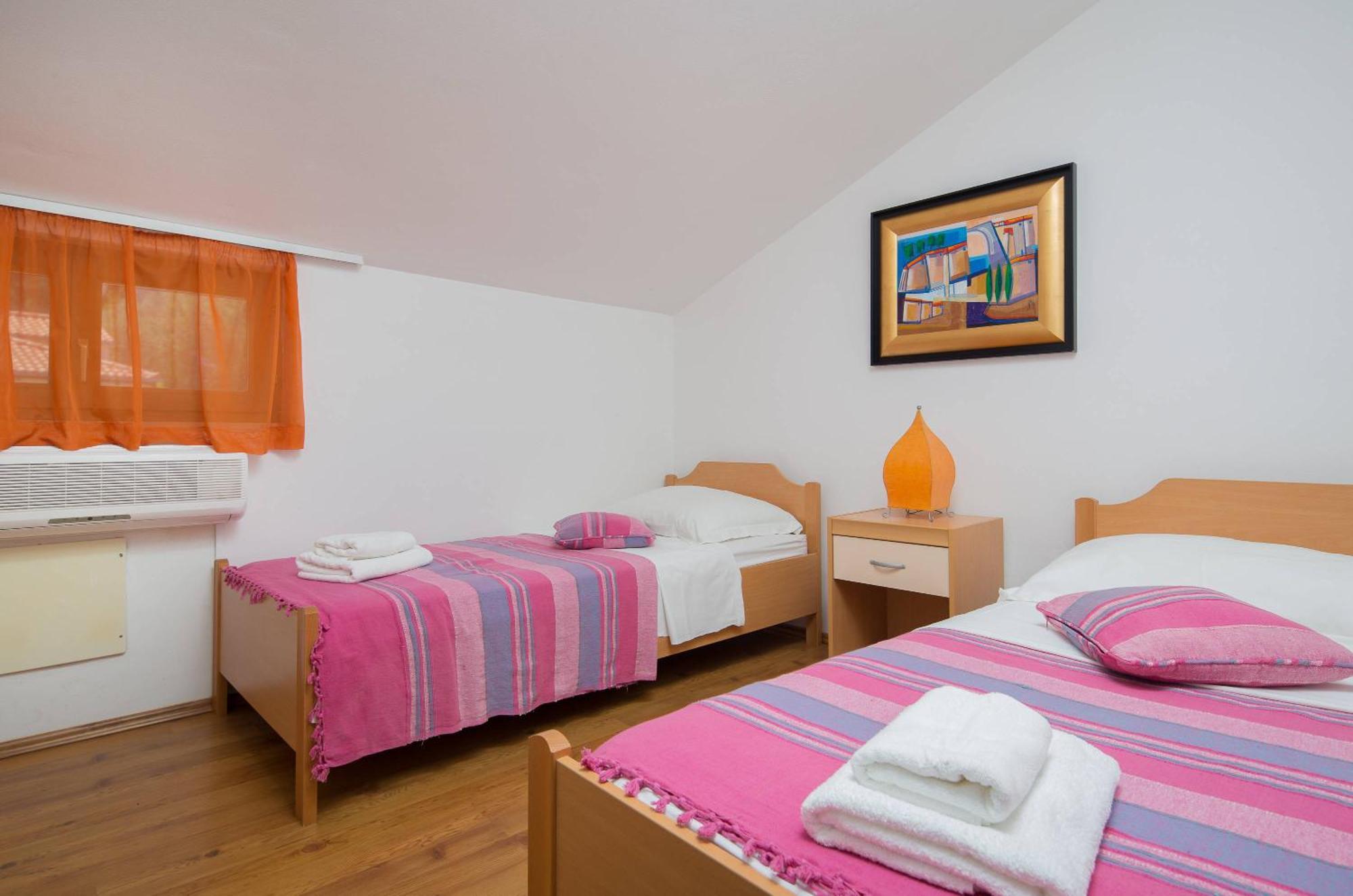 Apartments Judita Супетар Экстерьер фото
