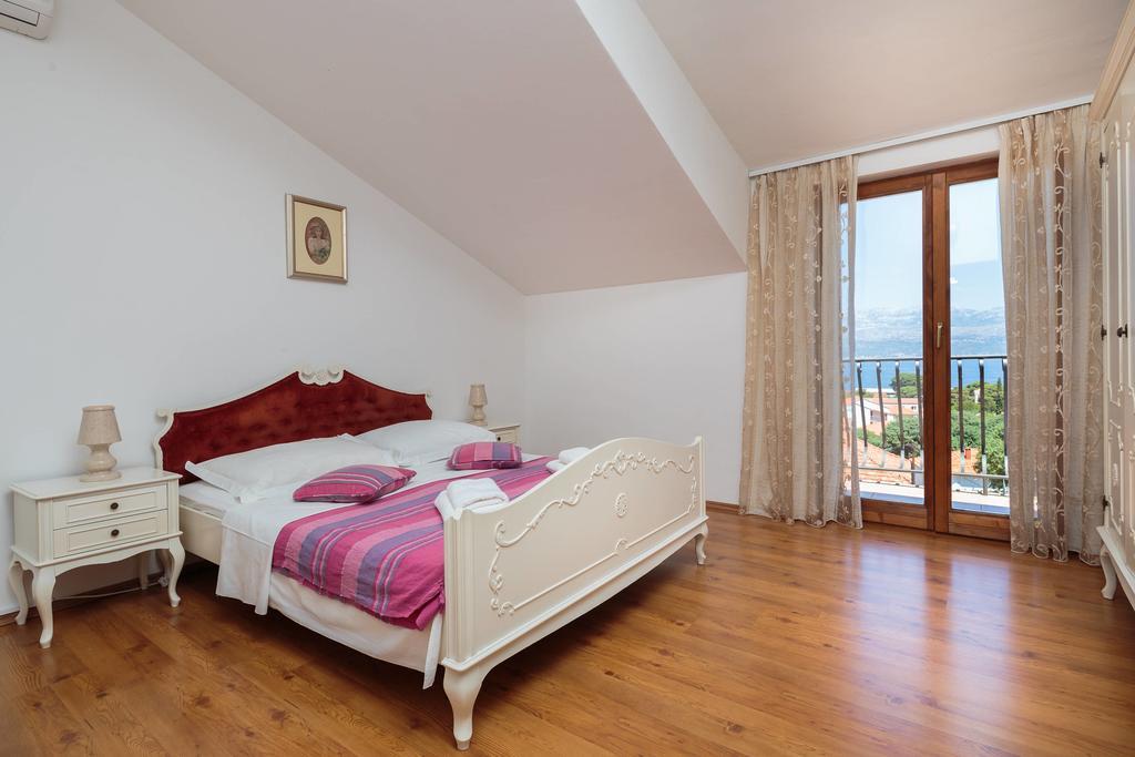 Apartments Judita Супетар Экстерьер фото