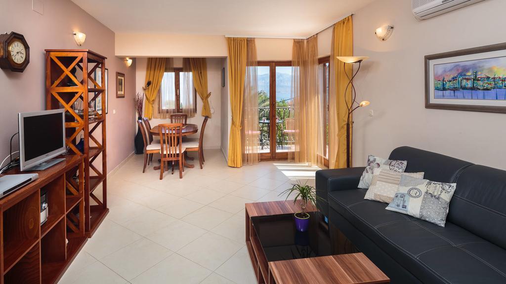 Apartments Judita Супетар Экстерьер фото